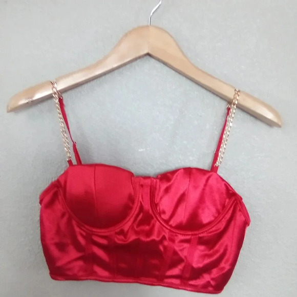 Crop top size large ( box BL ) - Picture 1 of 2